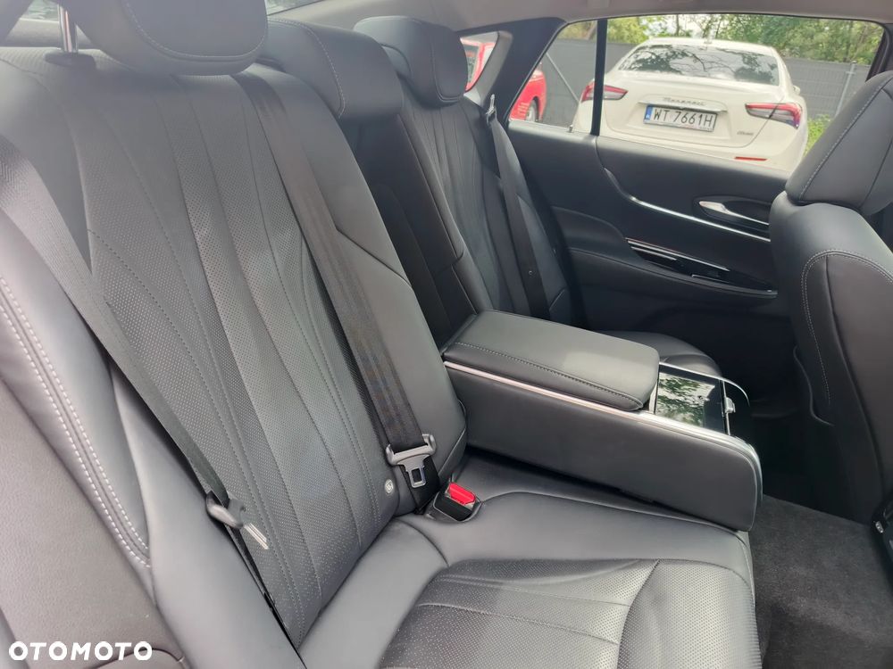 Toyota Mirai Advanced - 31