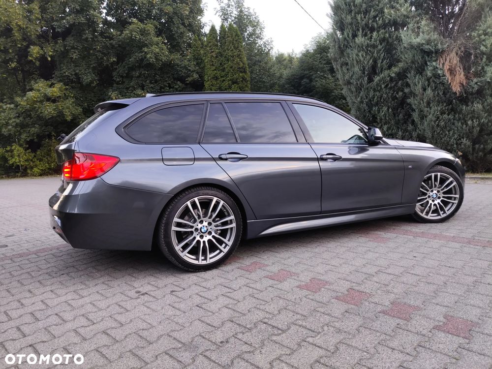 BMW Seria 3 320d DPF Edition Sport - 3