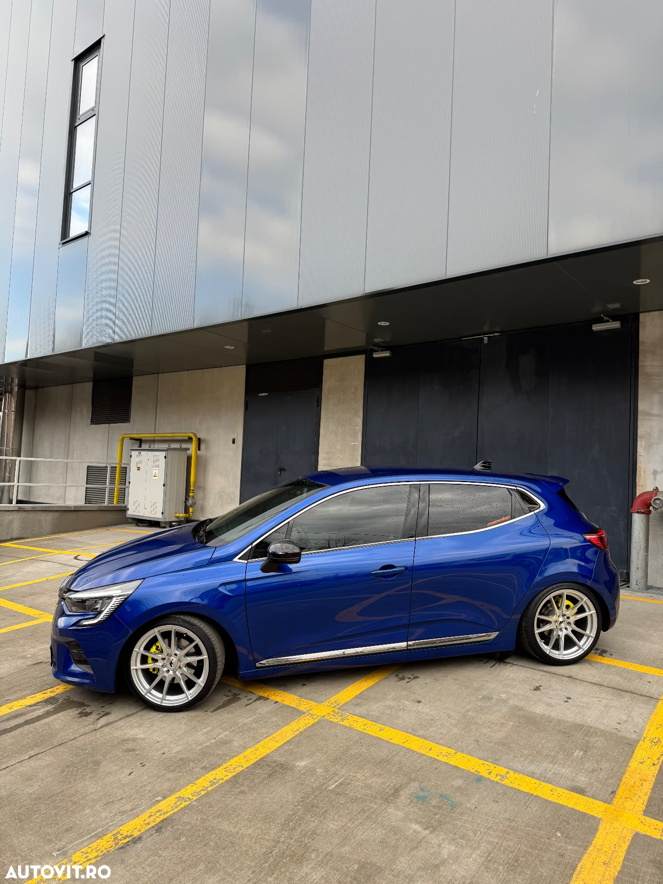 Renault Clio V Blue dCi 100 Evolution - 4