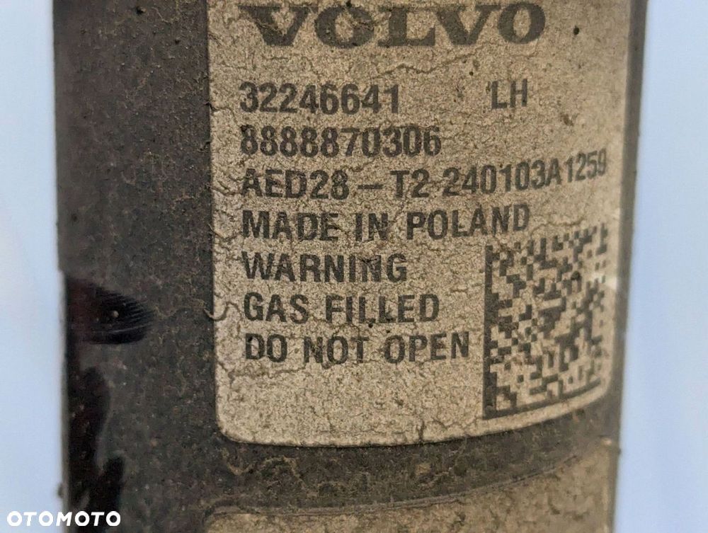 Volvo XC40 2017-2025 2.0 B3 Zwrotnica amortyzator przód lewa - 7