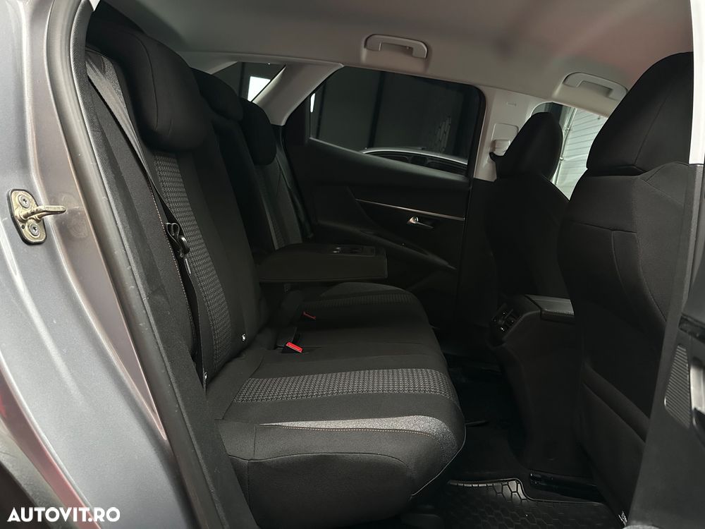 Peugeot 3008 1.6 BlueHDI S&S Active - 26