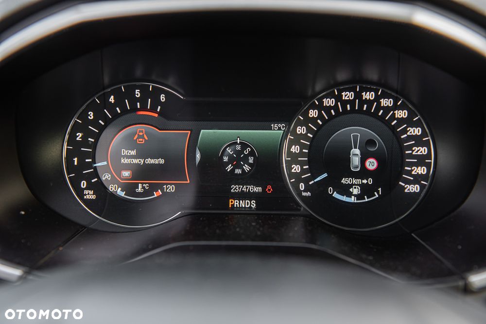 Ford S-Max 2.0 TDCi 4WD Titanium PowerShift - 26