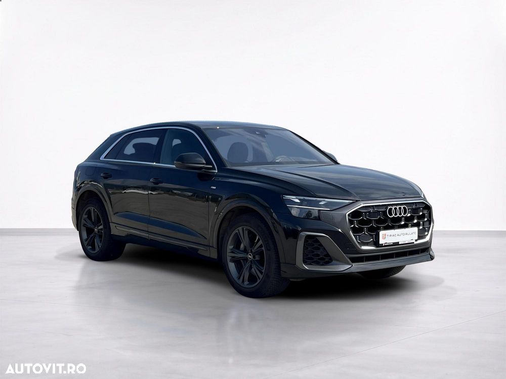 Audi Q8 - 9