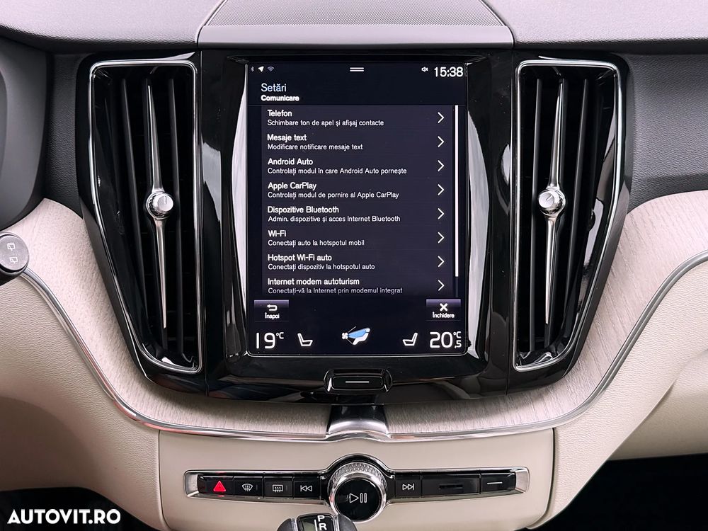 Volvo XC 60 D5 AWD Geartronic Inscription - 36