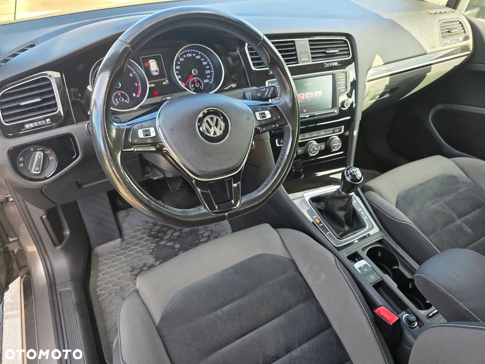 Volkswagen Golf 1.4 TSI BMT Highline - 19