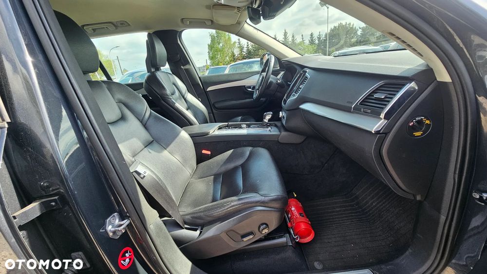 Volvo XC 90 D4 Geartronic Momentum - 32