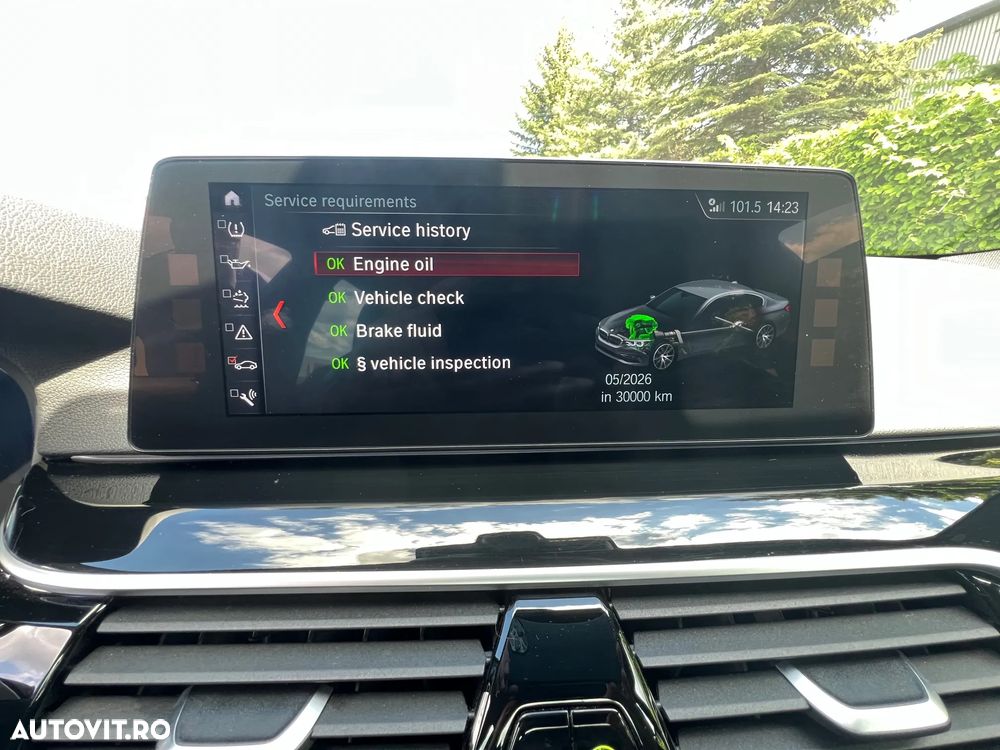 BMW Seria 5 520d xDrive Aut. M Sport Edition - 24