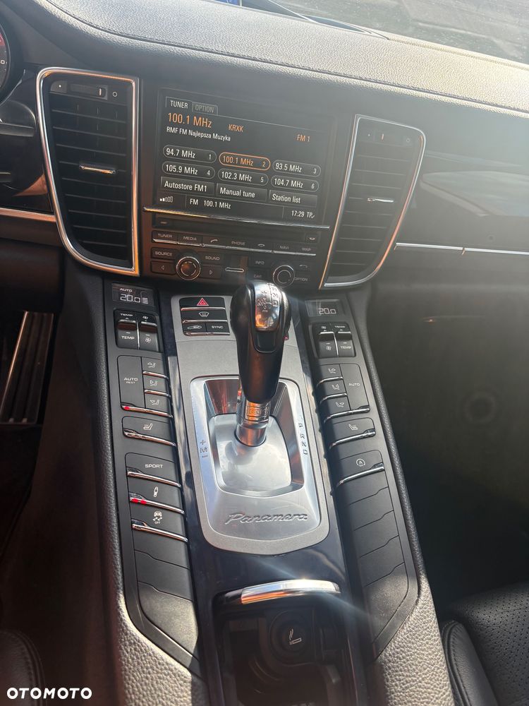 Porsche Panamera PDK Edition - 10