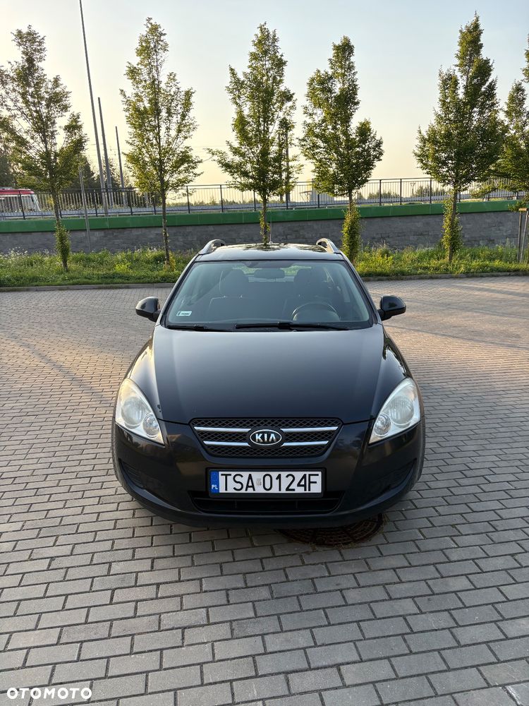 Kia Ceed - 3