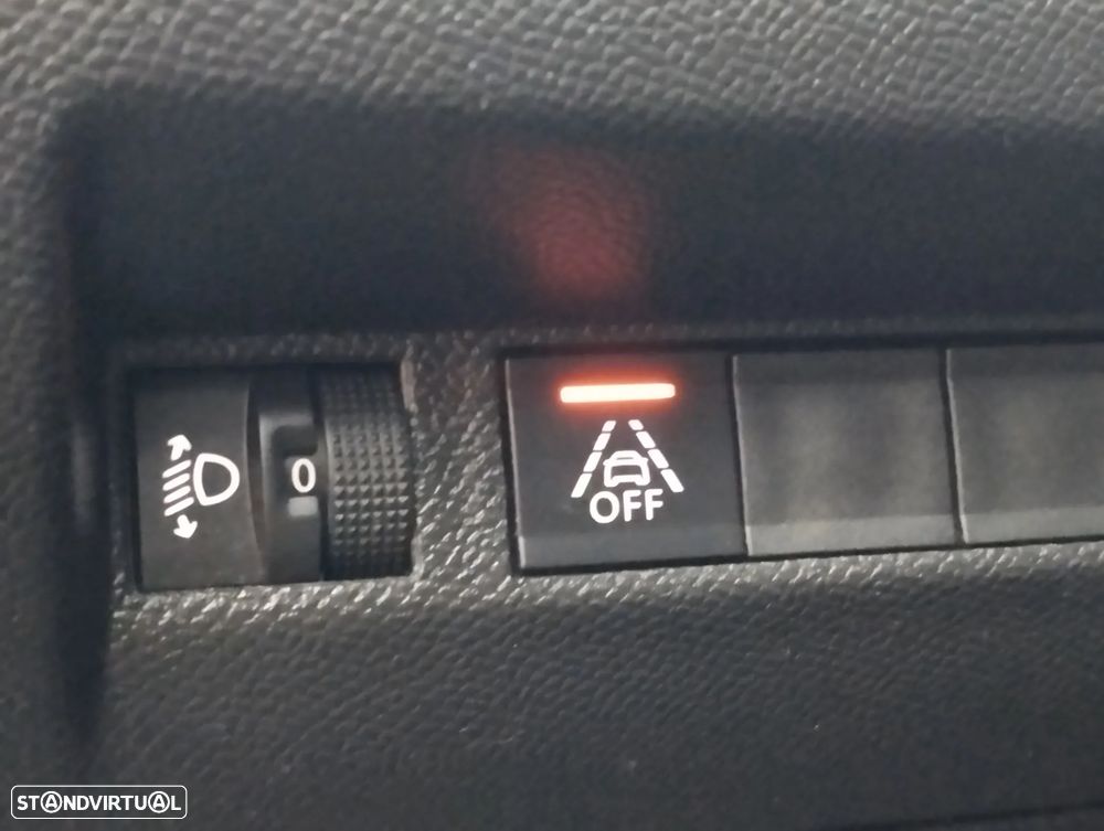 Peugeot 2008 1.5 BlueHDi Active Pack - 16