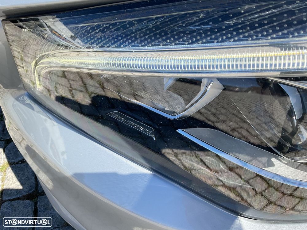 Mercedes-Benz CLA 180 d Shooting Brake AMG Line Aut. - 34