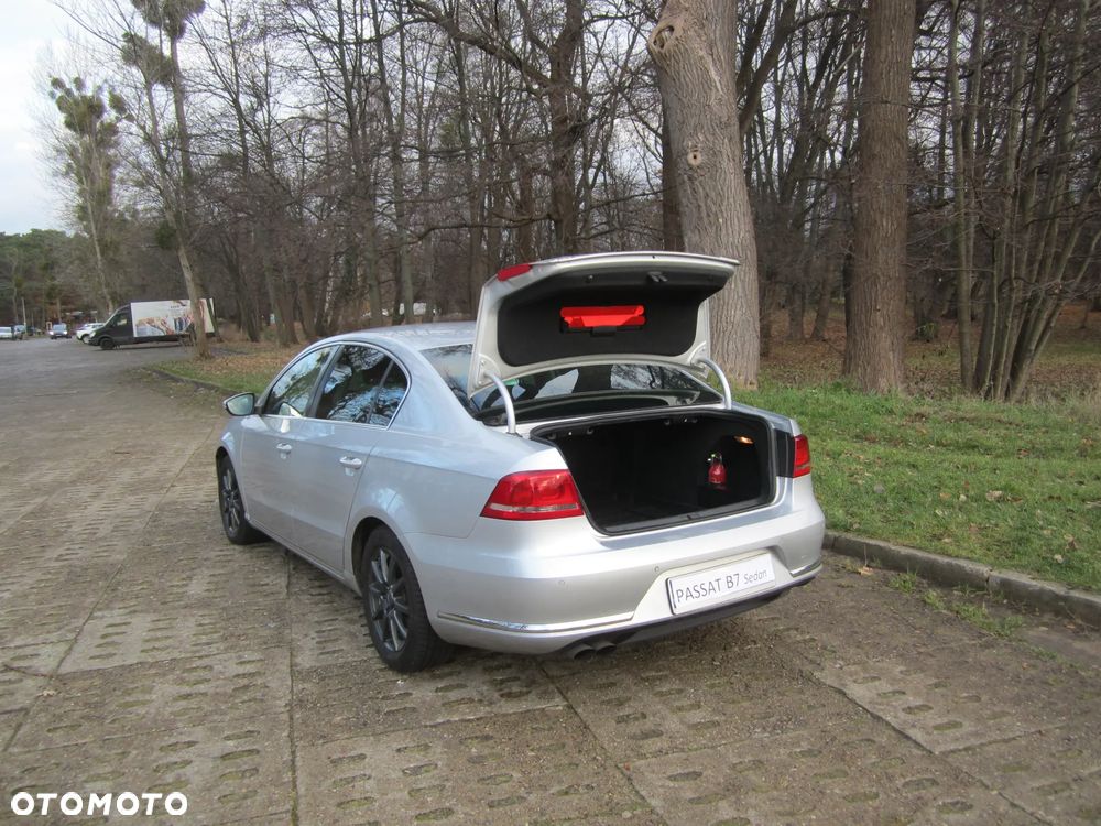 Volkswagen Passat 2.0 TDI DPF Comfortline - 6