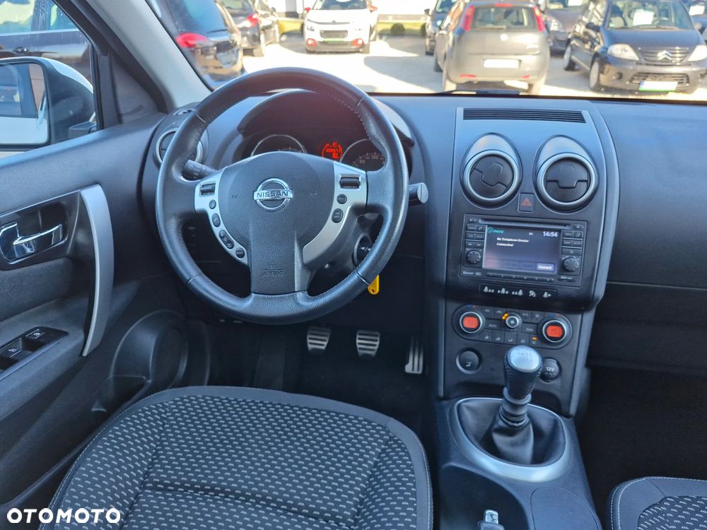 Nissan Qashqai - 23