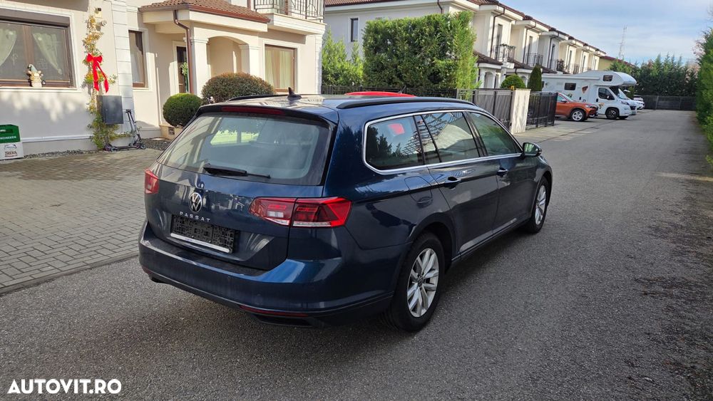 Volkswagen Passat Variant 2.0 TDI SCR DSG Business - 6
