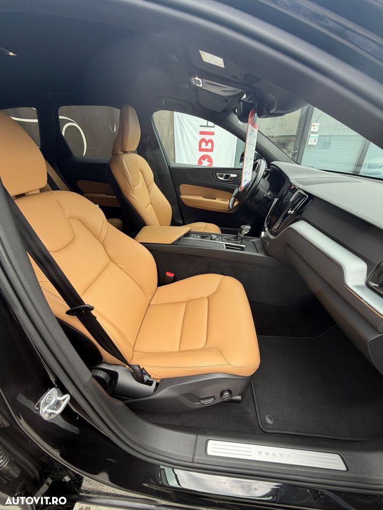 Volvo XC 60 D4 AWD Momentum - 20