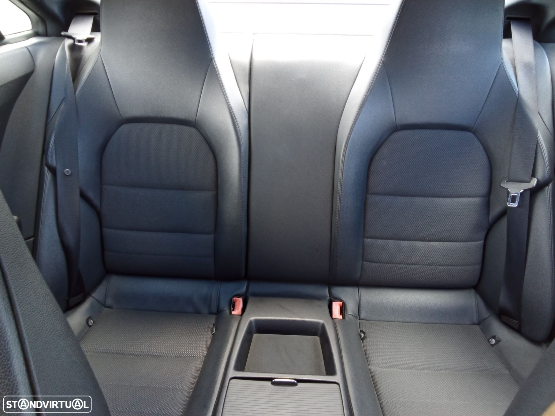 Mercedes-Benz E 250 CDi Avantgarde BlueEfficiency Auto. - 26