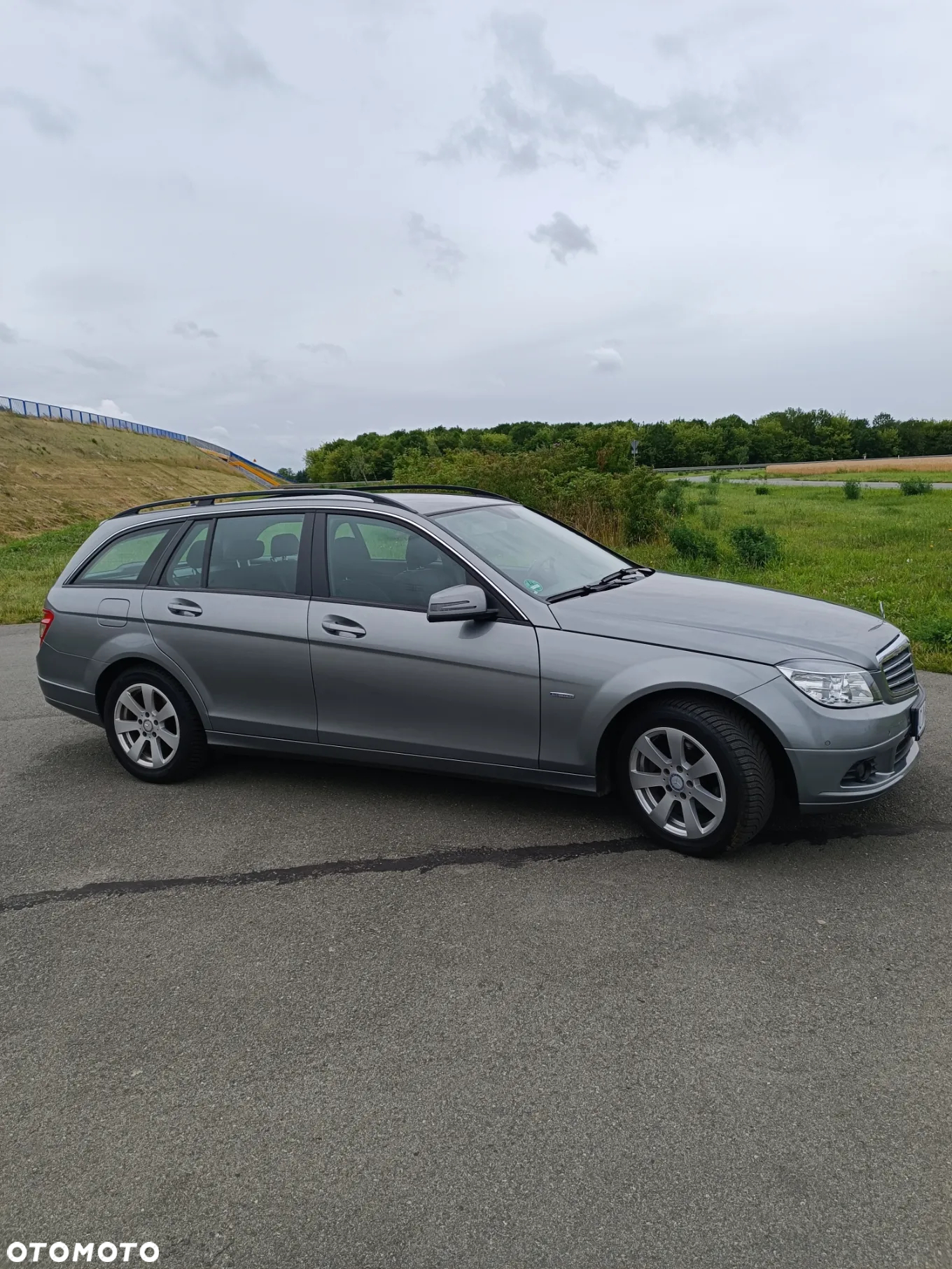 Mercedes-Benz Klasa C 180 T CGI BlueEFFICIENCY - 5