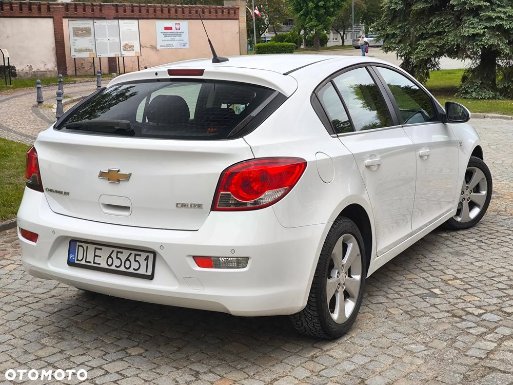 Chevrolet Cruze 1.8 LT+ - 14