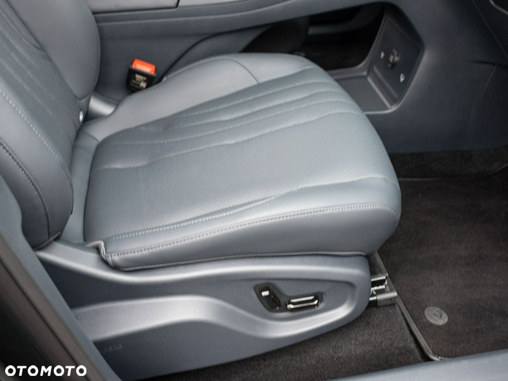 Geely Starray EM-i 1.5 PHEV Pro - 29