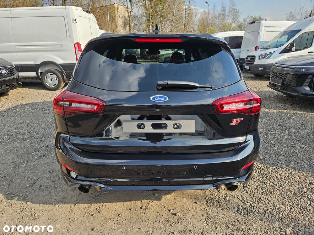 Ford Focus 2.3 EcoBoost ST X - 5