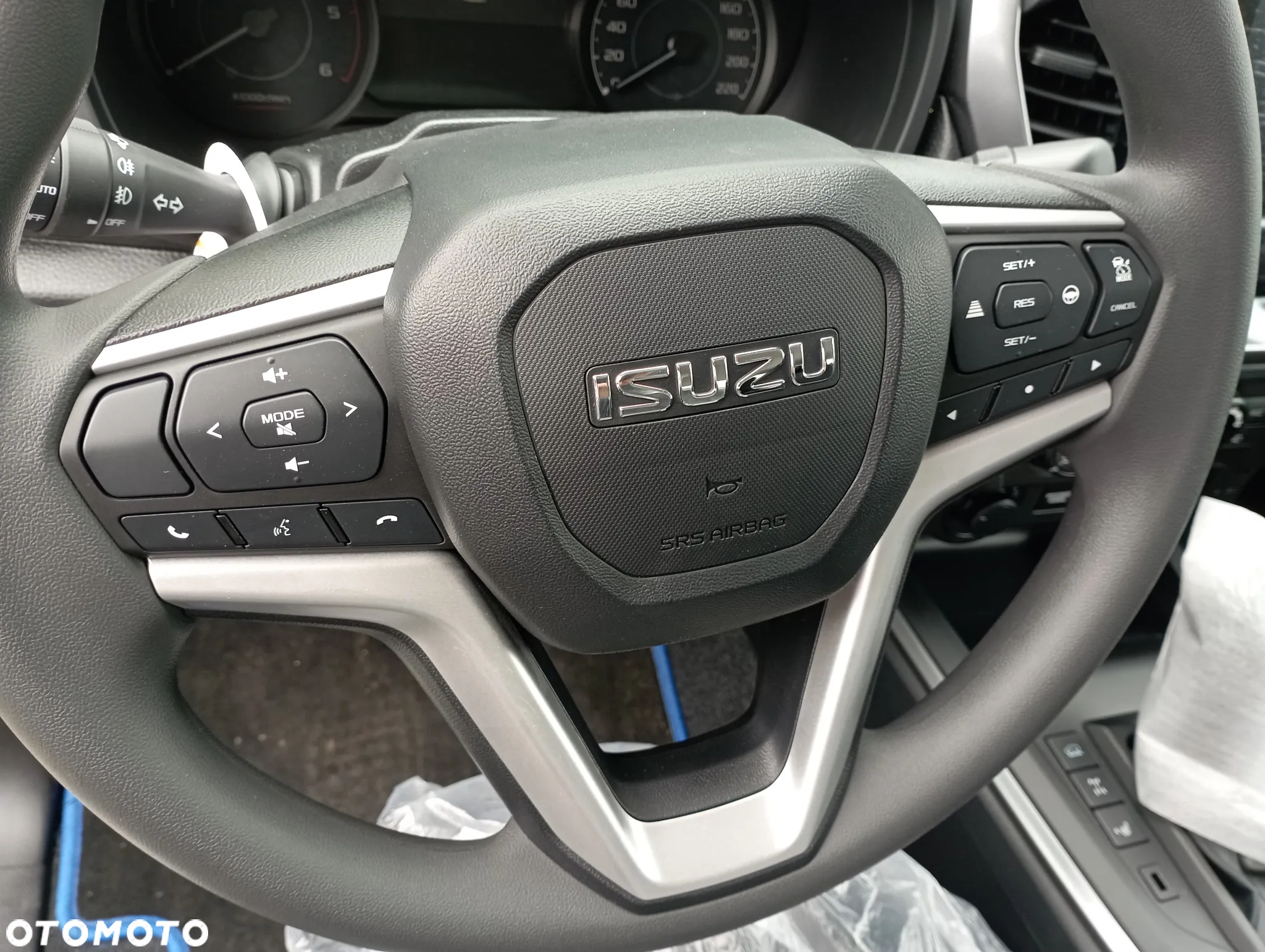 Isuzu D-Max 1.9 DC LS - 20