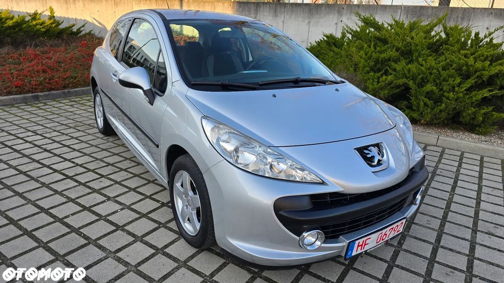 Peugeot 207 - 3