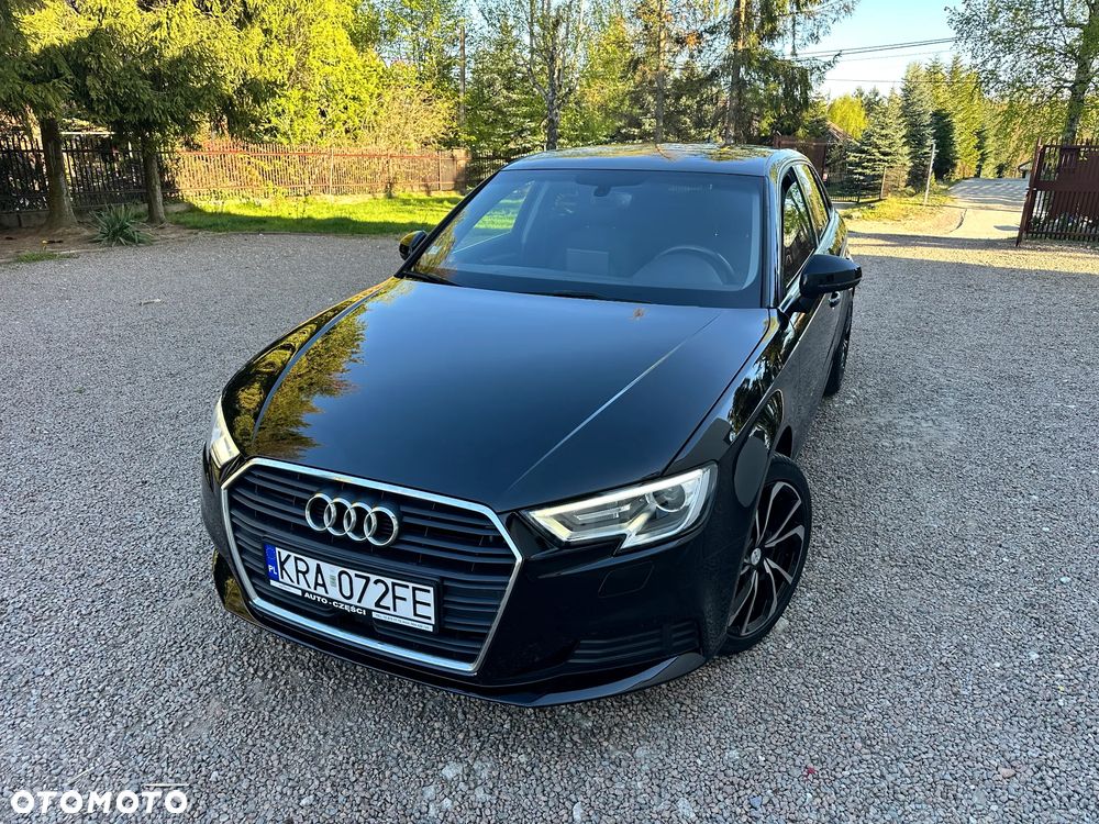 Audi A3 Sportback - 2