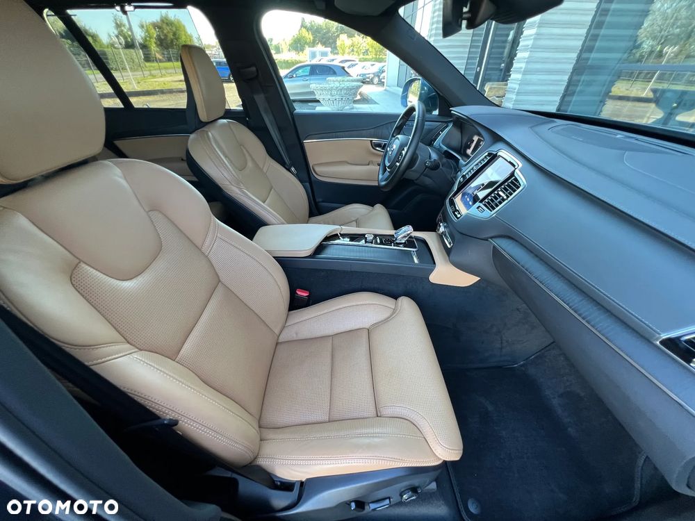 Volvo XC 90 B5 D AWD Plus Bright 7os - 23