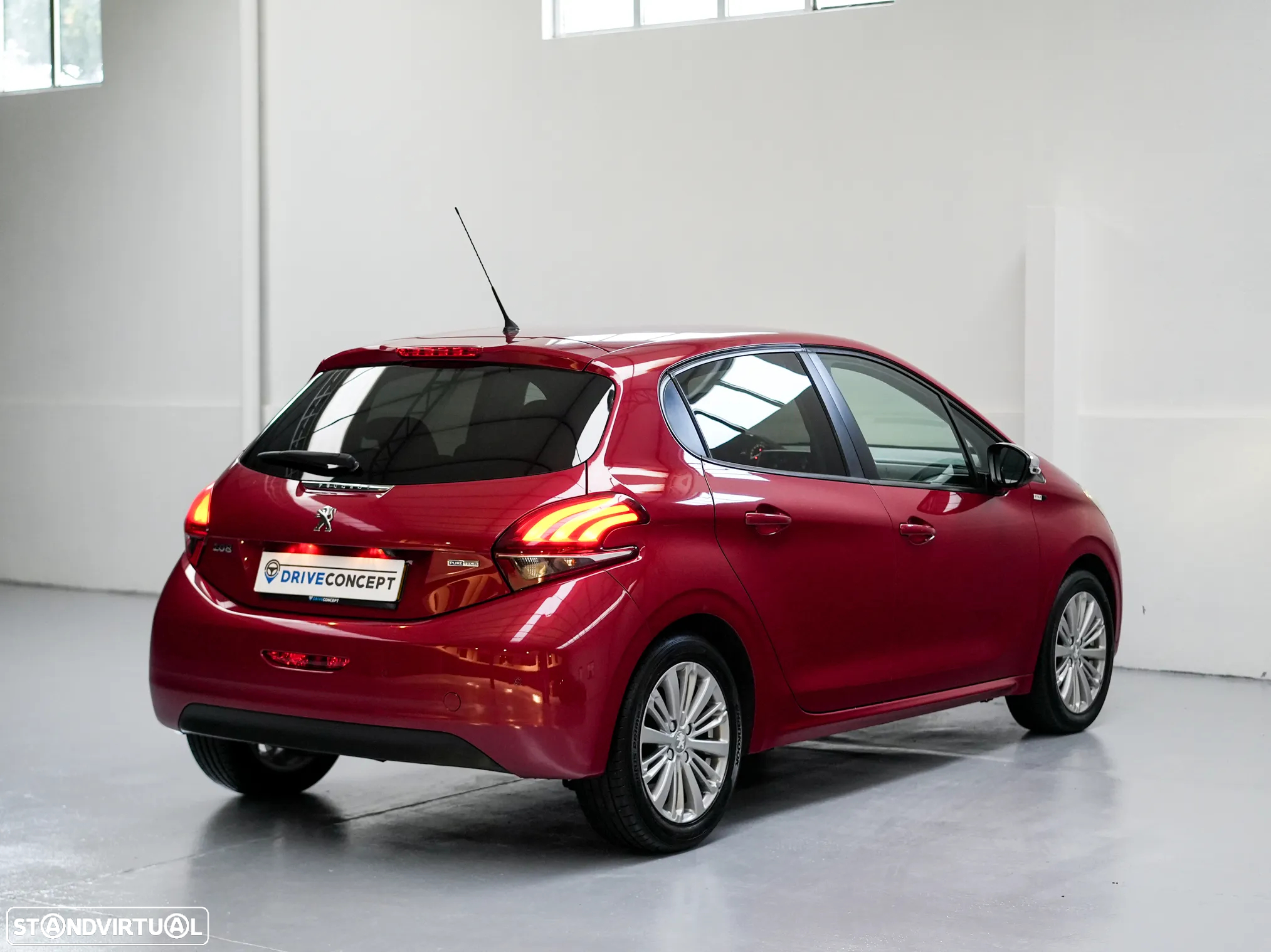 Peugeot 208 1.2 PureTech Style - 3