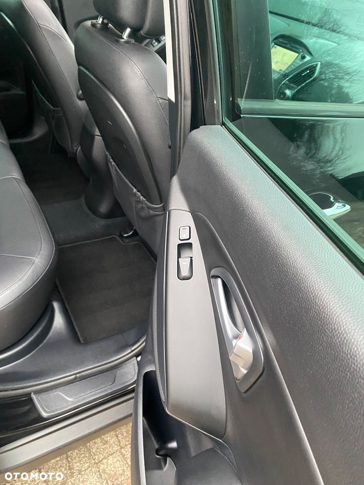 Hyundai ix35 2.0 GDI Premium 2WD - 24