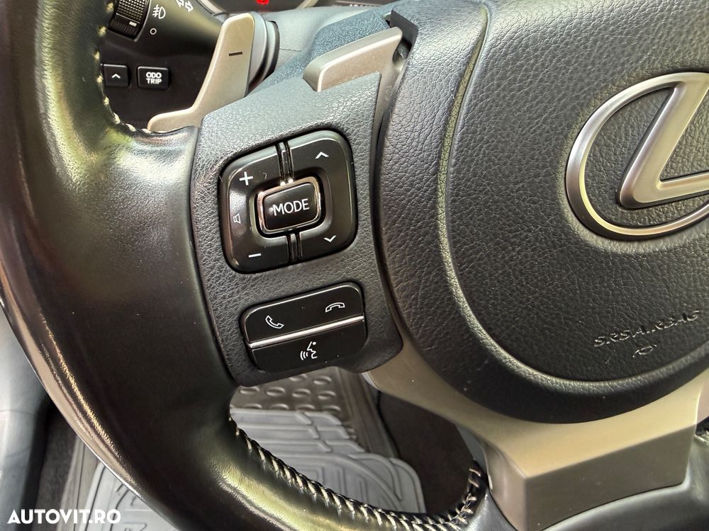 Lexus Seria NX 300h Style Edition - 18