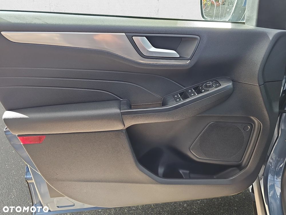 Ford Kuga 1.5 EcoBoost FWD Titanium - 11