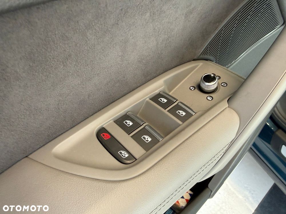 Audi SQ5 Sportback - 26