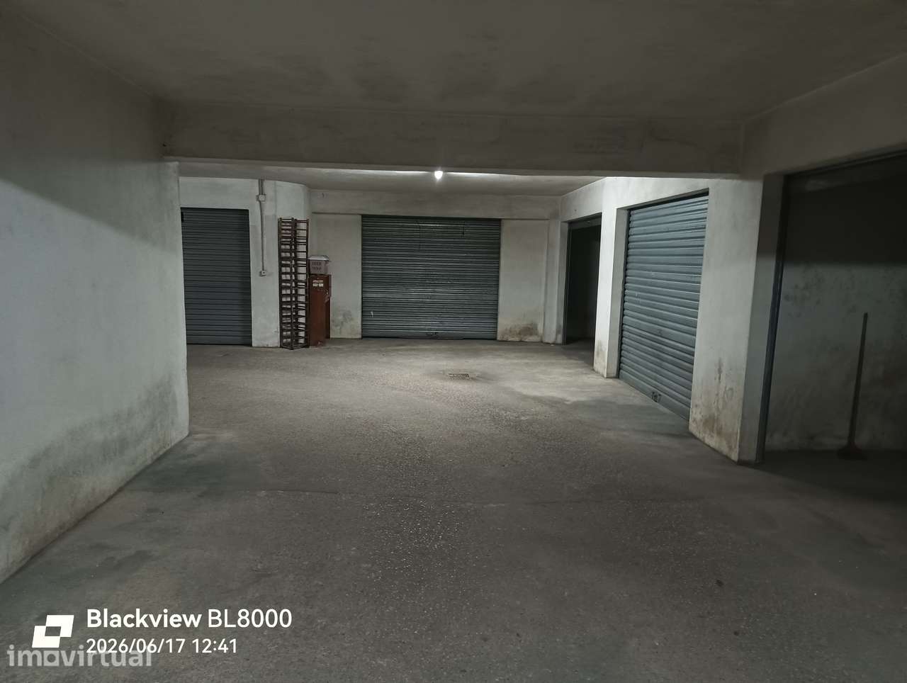Garagem à venda em Batalha - 20 m² - Grande imagem: 3/8