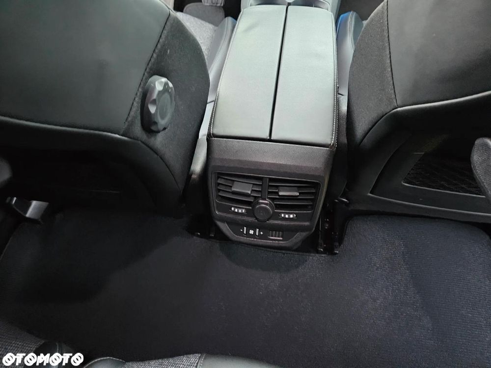 Peugeot 5008 BlueHDi 120 EAT6 Active - 8