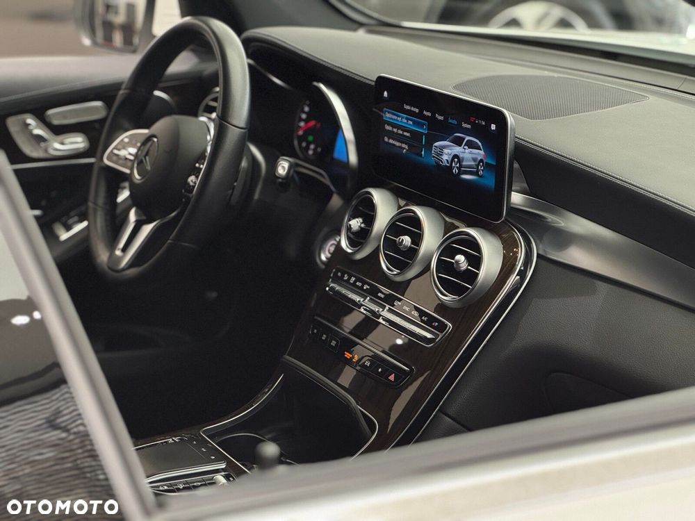 Mercedes-Benz GLC 300 d 4-Matic - 38