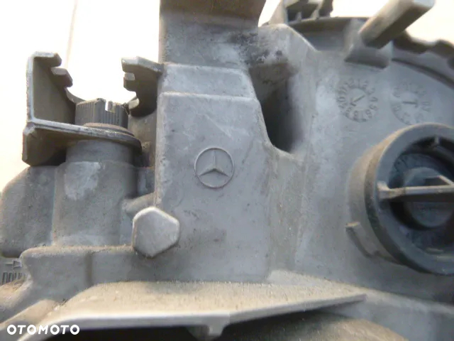 LAMPA PRAWY PRZÓD PRAWA PRZEDNIA MERCEDES C KLASA W203 LIFT XENON - 6