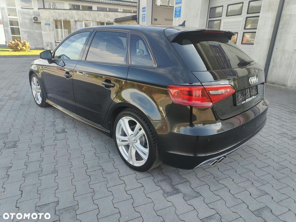 Audi A3 Sportback 2.0 TDI (clean diesel) quattro S tronic S line Sportpaket - 3