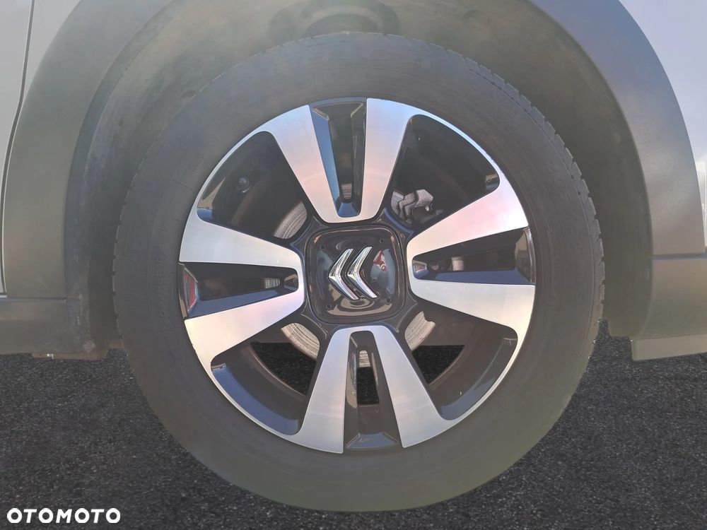 Citroën C3 1.2 PureTech Shine - 9