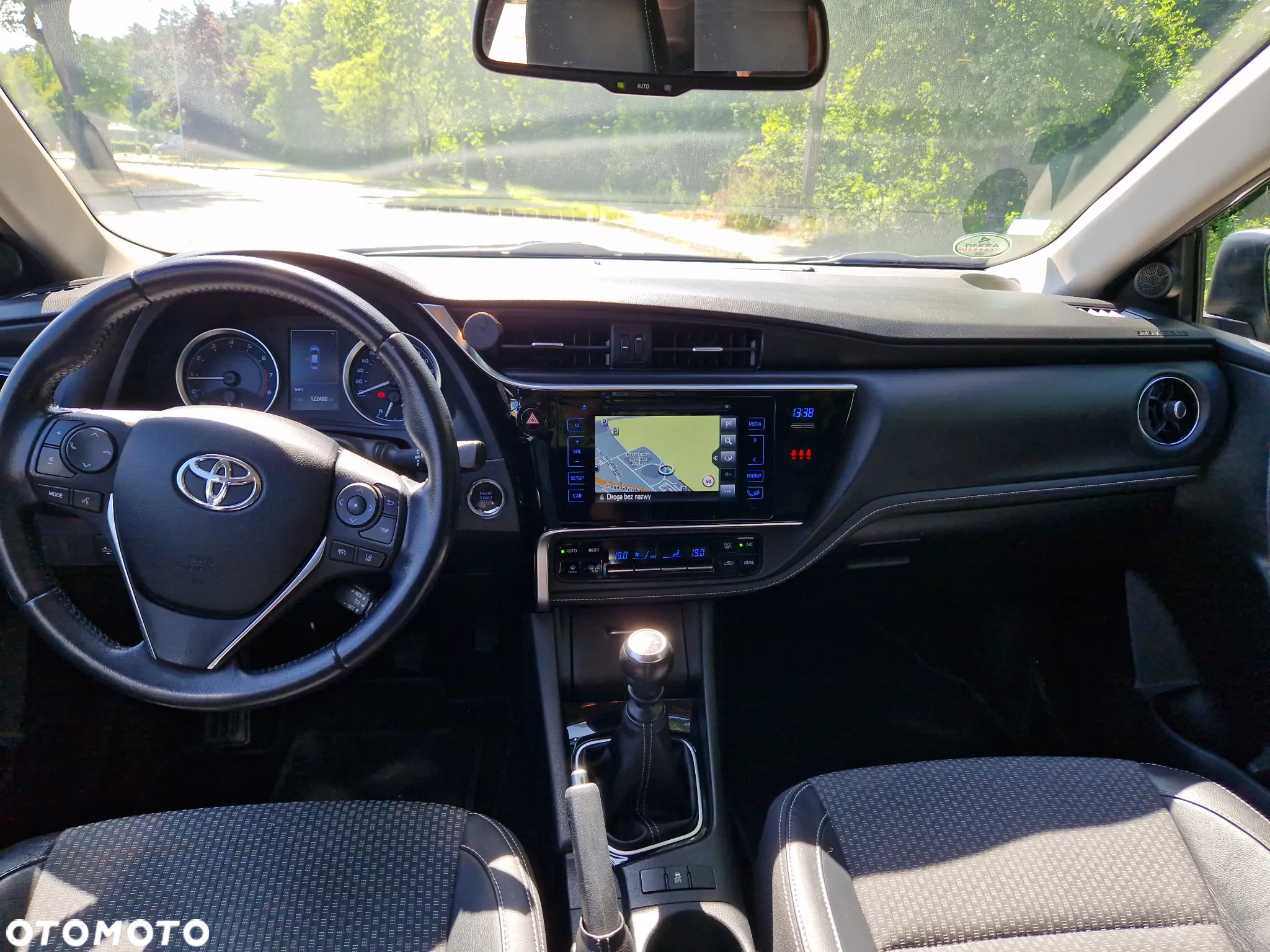 Toyota Corolla 1.6 Prestige - 13