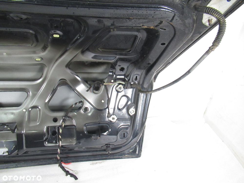 KLAPA BAGAZNIKA AUDI A8 D3 LZ9W - 5