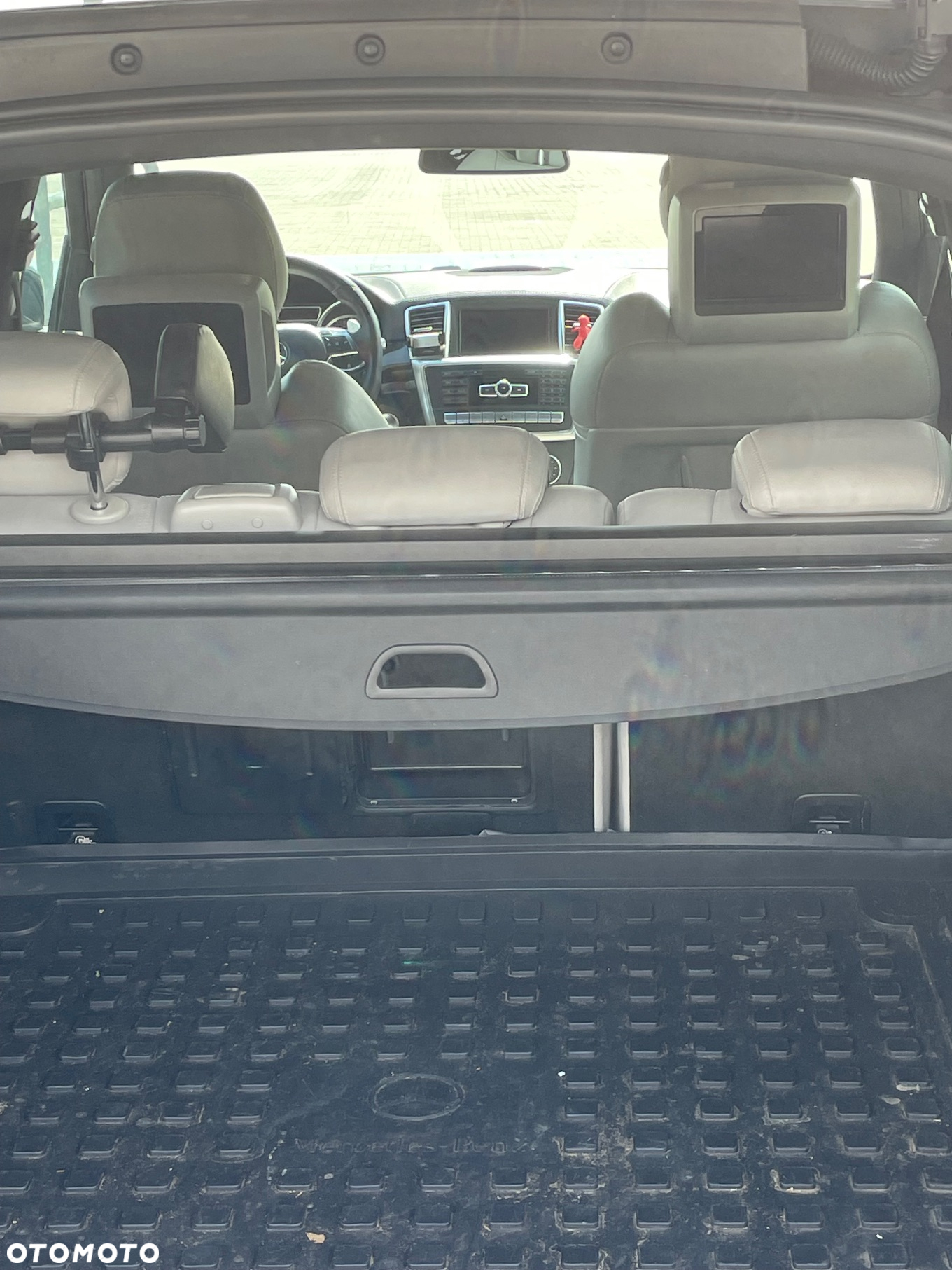 Mercedes-Benz ML 63 AMG 4-Matic - 24