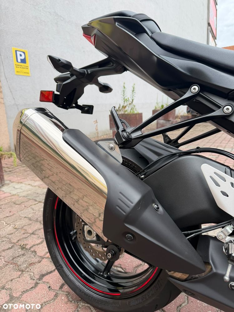 Kawasaki ZX - 6