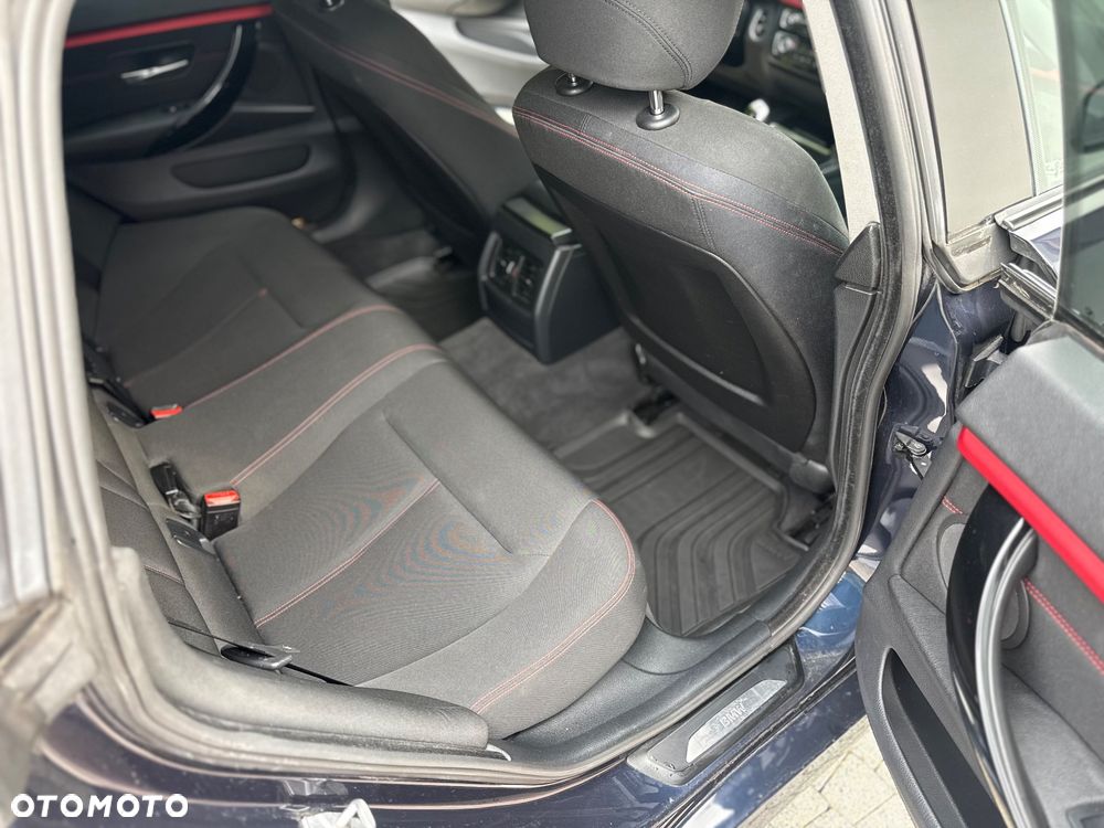BMW Seria 4 420d Sport-Aut Sport Line - 19