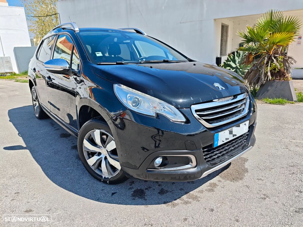 Peugeot 2008 1.2 PureTech Allure - 5