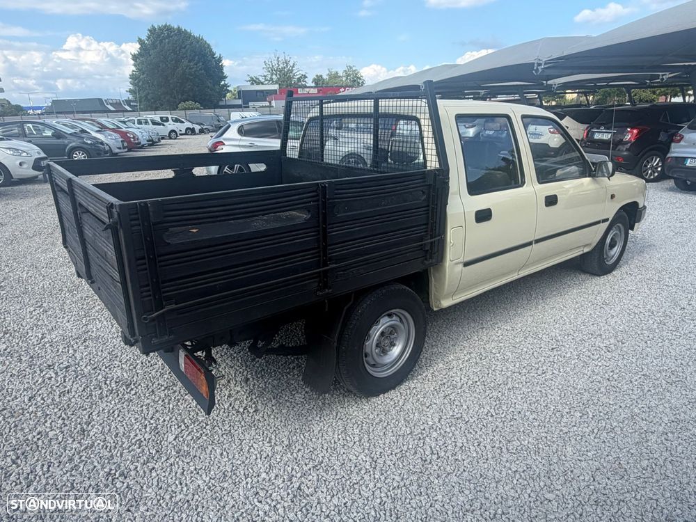 Toyota Hilux 2.4D 5LUG Dir. Assistida - 6