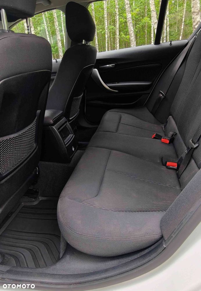 BMW Seria 1 - 17