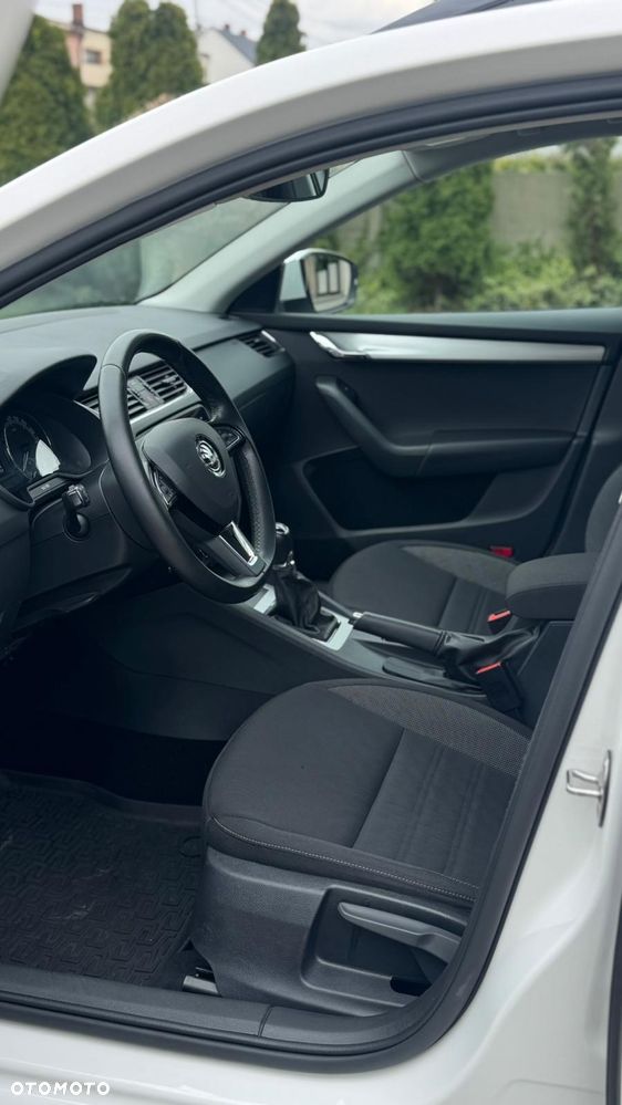 Skoda Octavia 1.6 TDI Ambition - 7