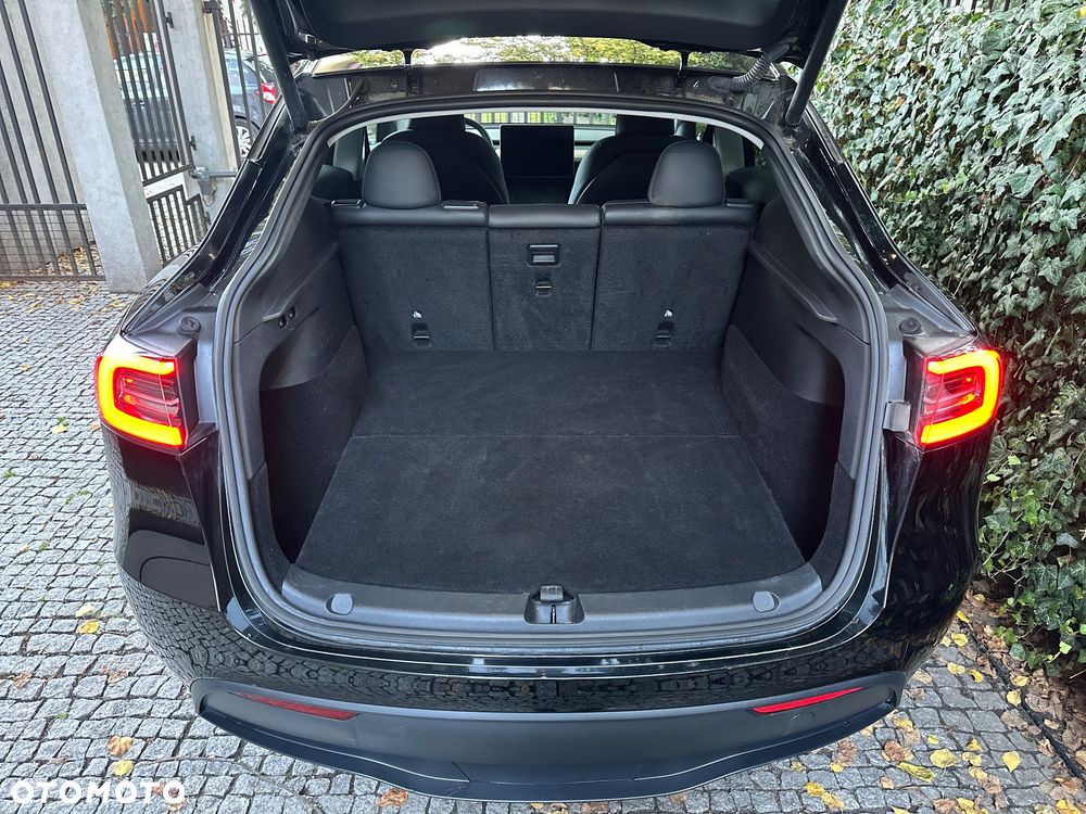 Tesla Model Y 2022 photo 5