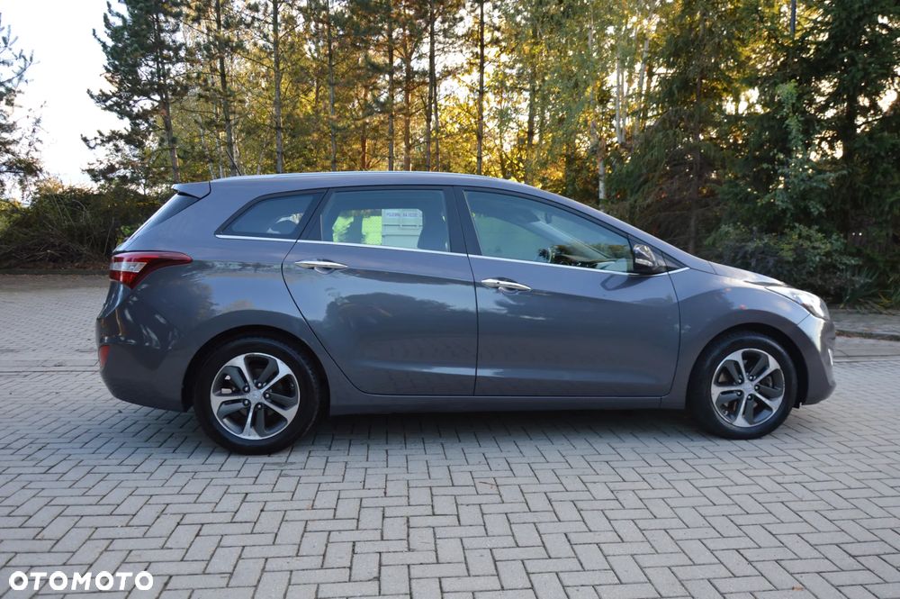 Hyundai i30 1.6 CRDi Premium DCT - 6